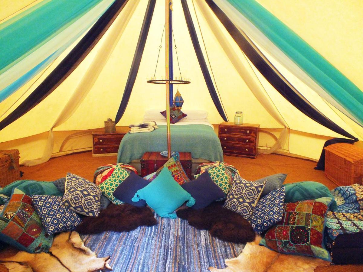 Отель Hollington Park Glamping Ньюбери Экстерьер фото