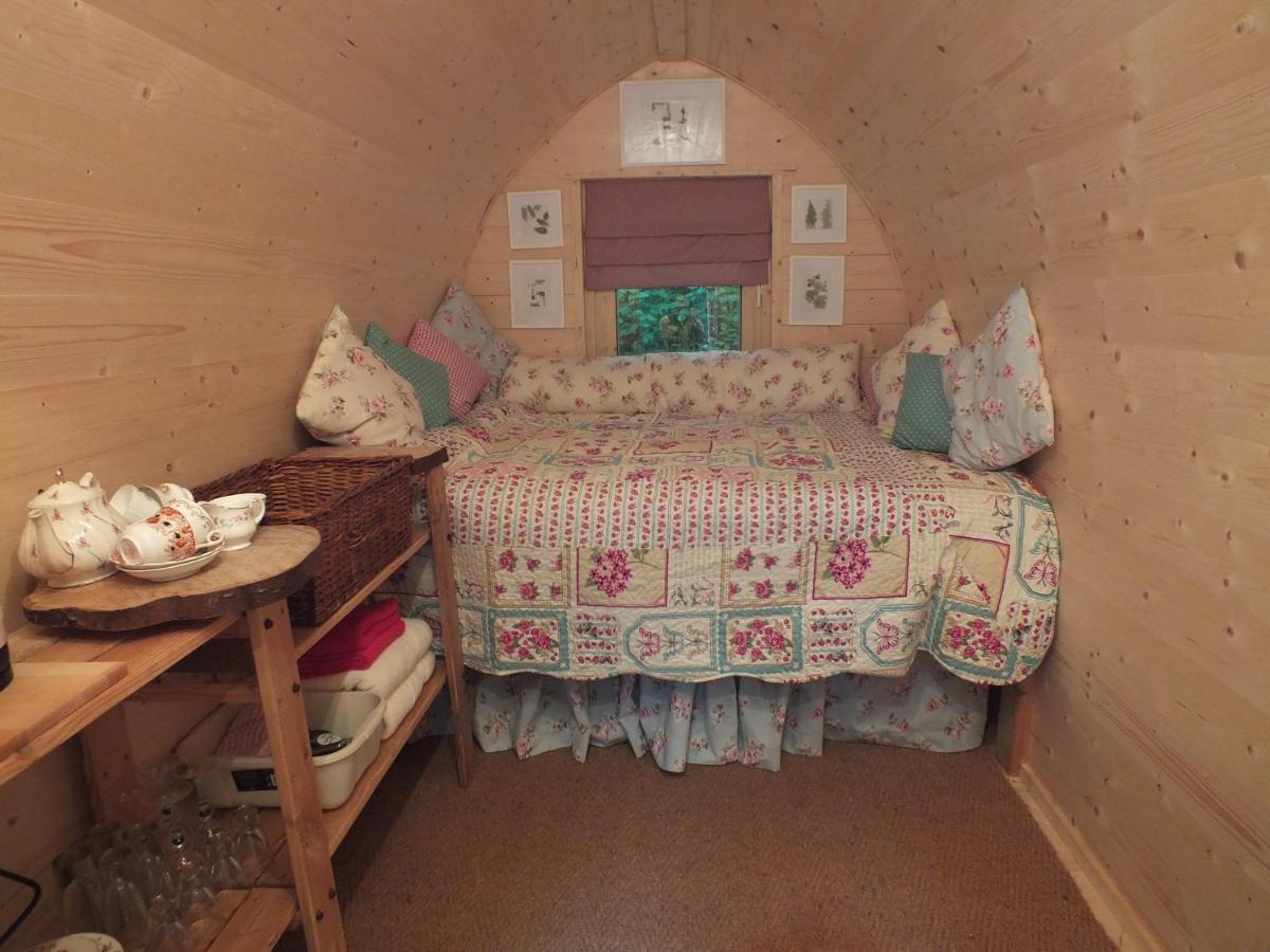 Отель Hollington Park Glamping Ньюбери Экстерьер фото